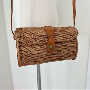 Woven Rattan Basket Crossbody